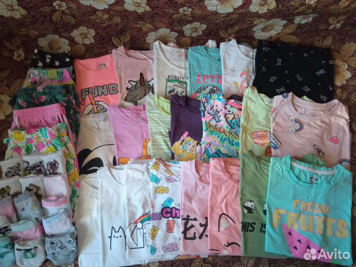 Вещи для девочки футболки шорты 140 146 152 158