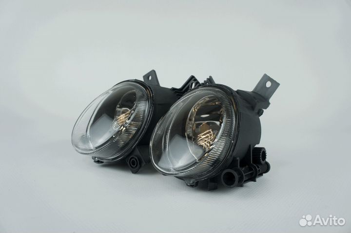 Противотуманная фара птф Audi A4 B7