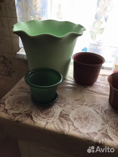 Цветочные горшки пластик