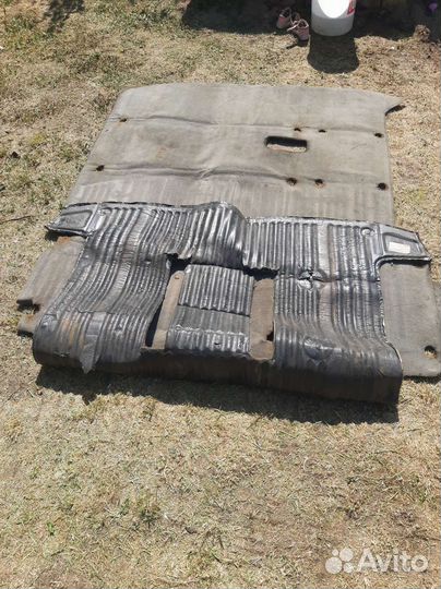 Ковёр салона caravelle t4