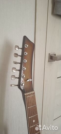 Электрогитара Урал в идеальном состоянии