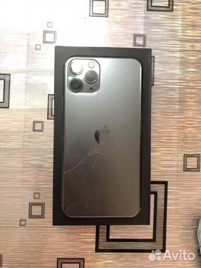 iPhone 11 Pro, 64 ГБ