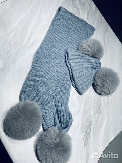 Шапка с шарфом детская