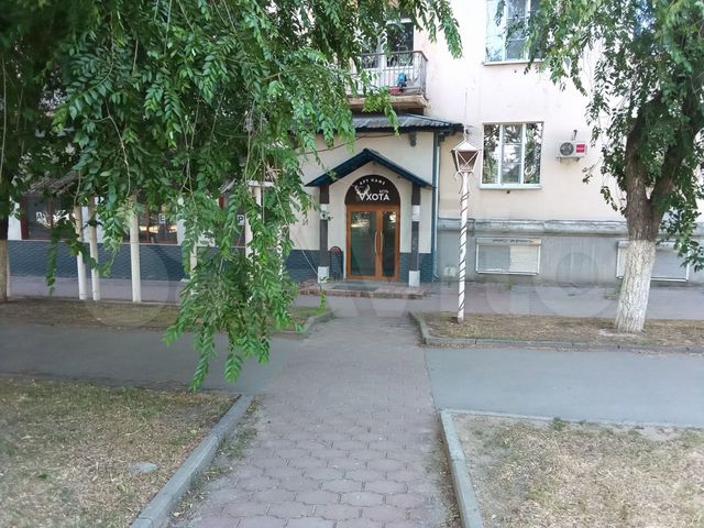 Помещение с фасадом на пр. Ленина, 225 м²