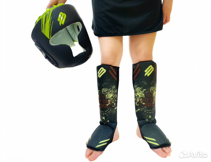 Защитный детский шлем