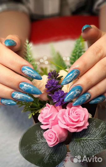 Наращивание и коррекция ногтей