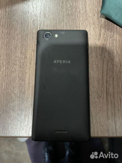 Телефон sony xperia