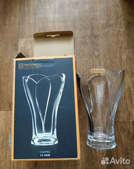 Ваза новая 24 см (немецкий хрусталь)