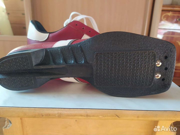 Лыжные ботинки botas