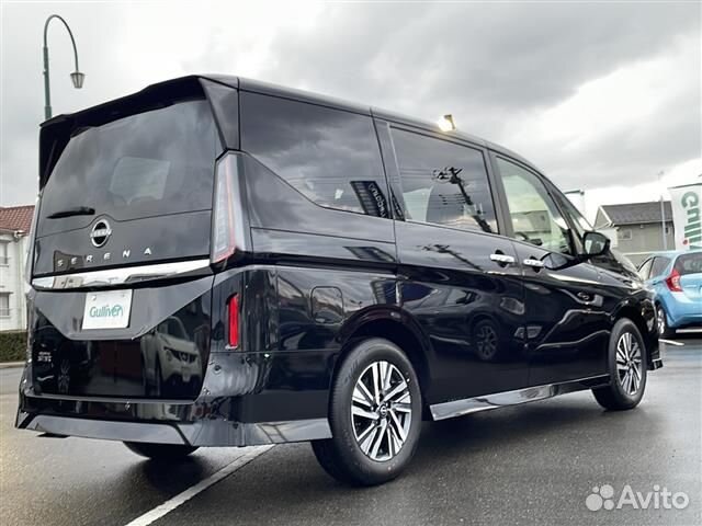 Nissan Serena 2.0 CVT, 2023, 10 390 км
