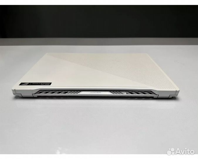 Asus ROG zephyrus g14 ryzen 9 5900HS RTX 3060