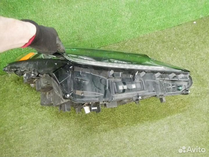 Фара правая Lexus RX200t/RX300/RX350/RX350L/RX450h