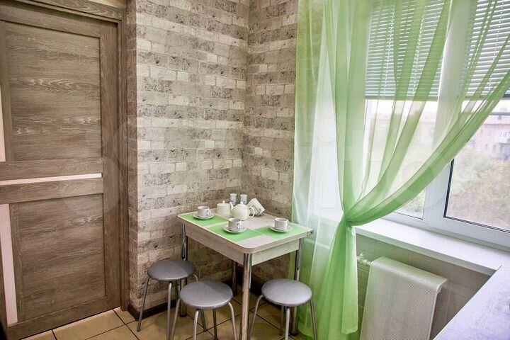 2-к. квартира, 50 м², 4/5 эт.