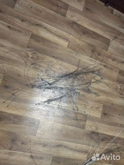 Струны от старинного немецкого пианино