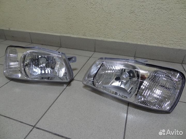 Новая фара левая правая Accent Getz Rio Spectra