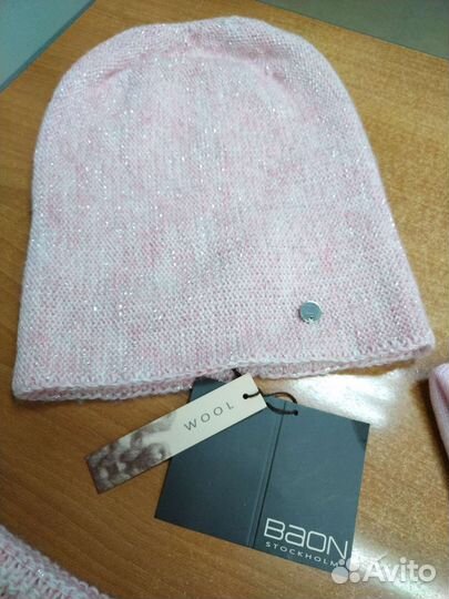 Шапки демисезонные новые, снуд Baon