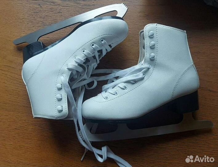 Коньки фигурные 37 размер