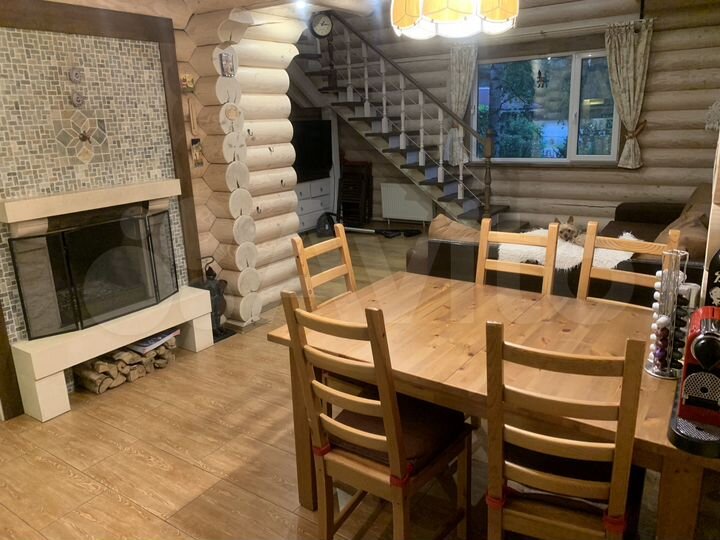 Коттедж 250 м² на участке 15 сот.