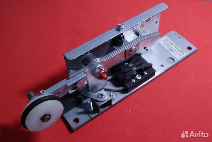 Для лифта Замок SKG правый TYP307+nach G85