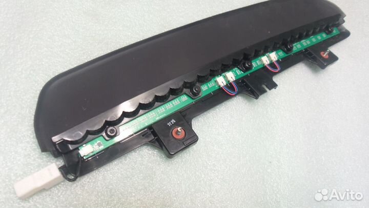 Genesis G70 дополнительный стоп сигнал