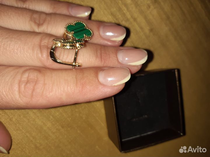 Серьги Van cleef