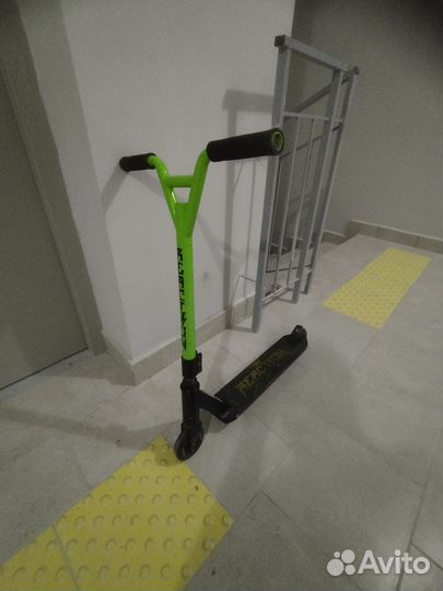 Трюковой самокат