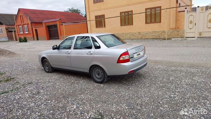 LADA Priora 1.6 МТ, 2011, 200 000 км
