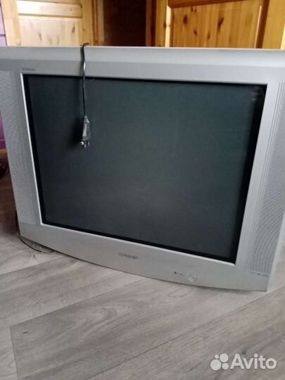Телевизор бу Sony Trinitron