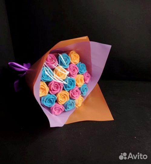 Букет - 19 Роз из Бельгийского Шоколада