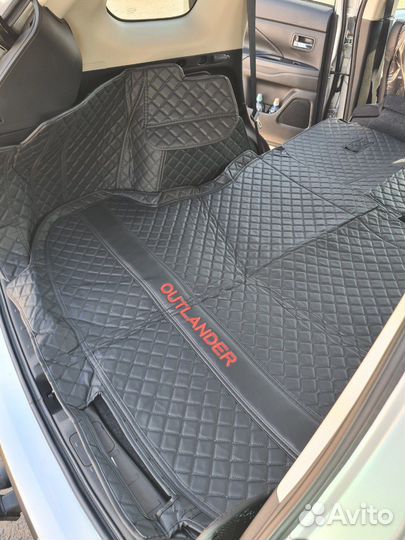Коврик в багажник Mitsubishi Outlander 3