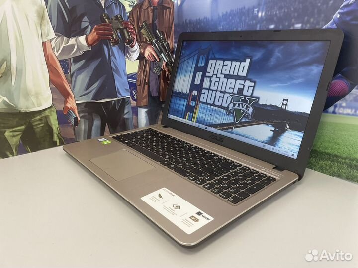 Игровой Ноутбук Asus 2 видеокарты/i3-7020/Full HD