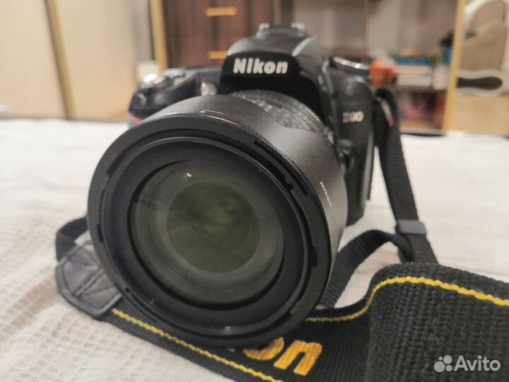 Зеркальный фотоаппарат nikon D90