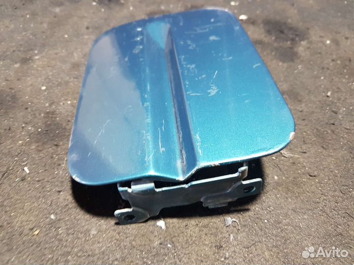 Лючок бензобака Volkswagen Passat B3