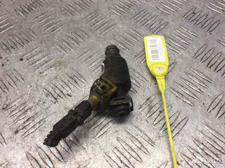 Форсунка Opel Vectra X18XE1