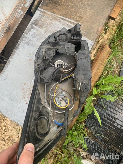 Фара ford focus левая