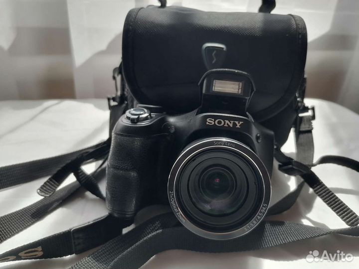 Фотоаппарат Sony DSC-H100
