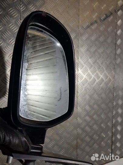 Зеркало заднего вида боковое перед. лев. (Audi A4)