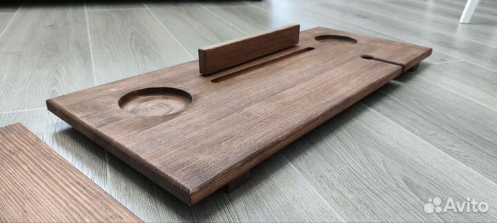 Винный столик полка на ванну