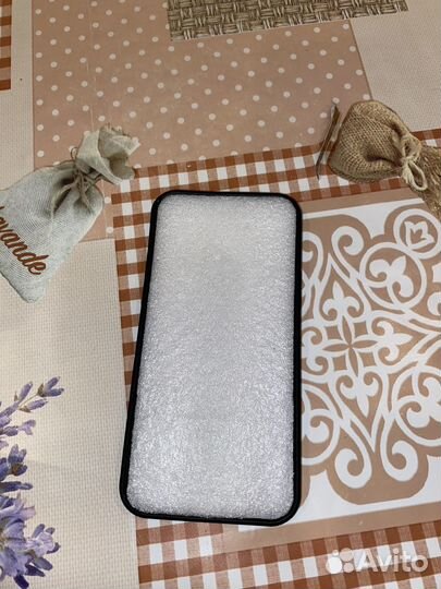 Чехол на iPhone 12