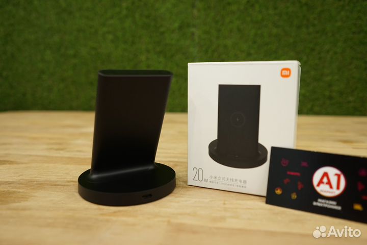Беспроводное зарядное устройство Xiaomi Mi 20W