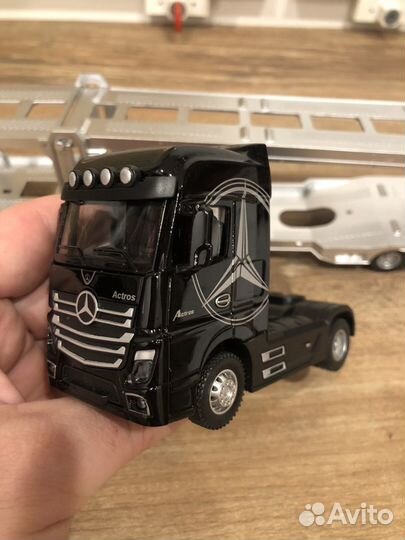 1/50 автовоз Mercedes