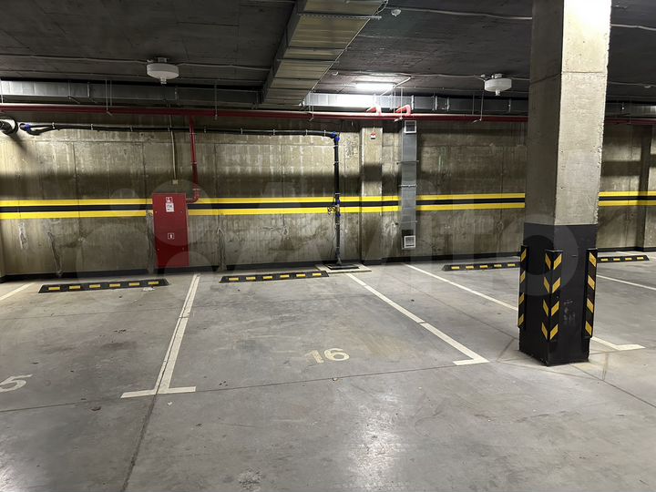 Машиноместо, 18 м²