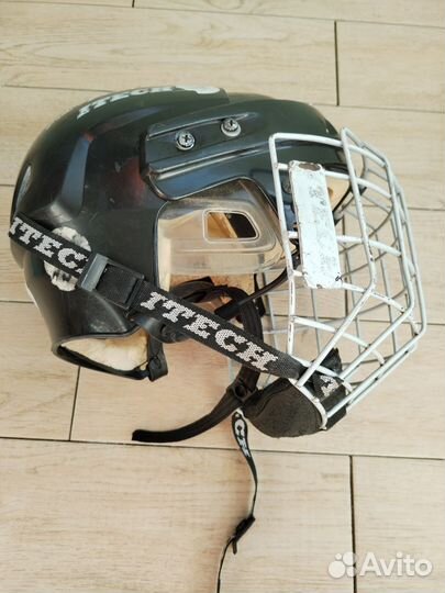 Шлем хоккейный детский