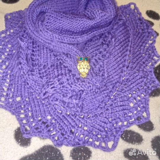 Бактус вязаный, шейный платок