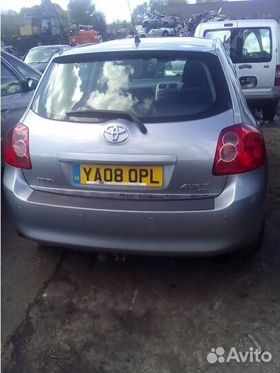 Привод передний правый toyota auris E150