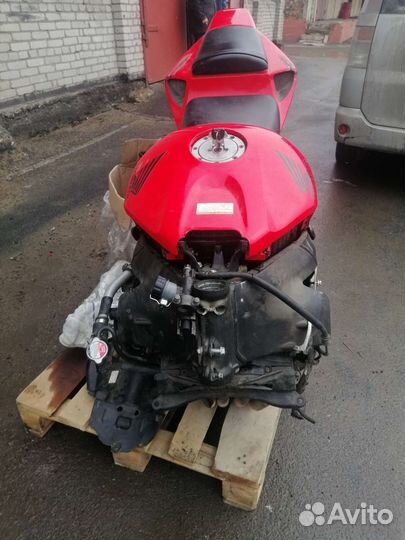 Honda cbr1000rr 04-05 разбор