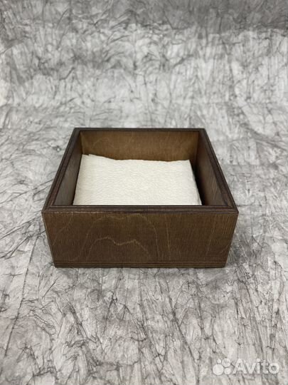 Салфетница деревянная