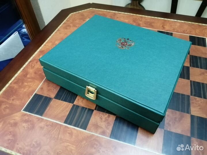 Мужской подарочный набор со стопками