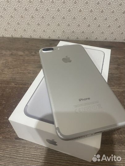 Телефон iPhone 7 plus