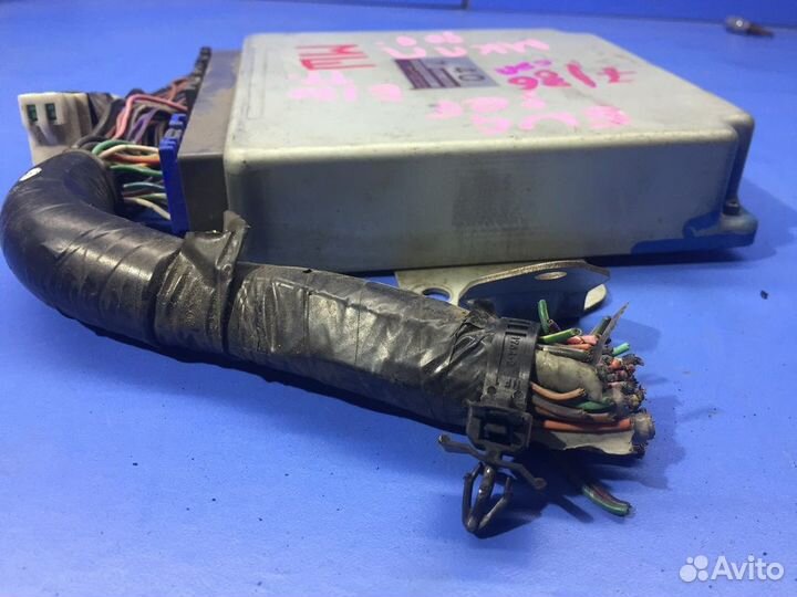 Блок управления двигателя, мозг EJ208 MT дорестайл